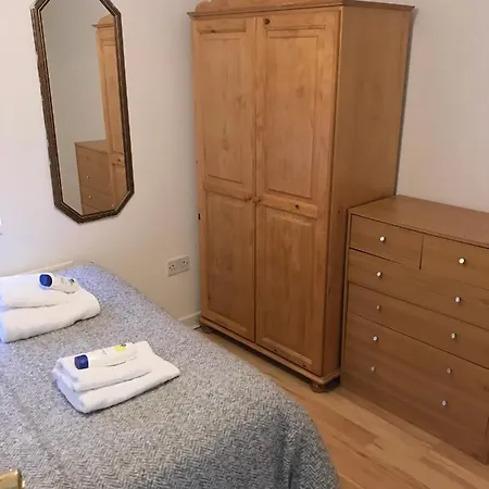 Gæstehus Deus Vicit Westport